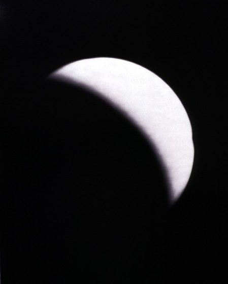 (crescent)